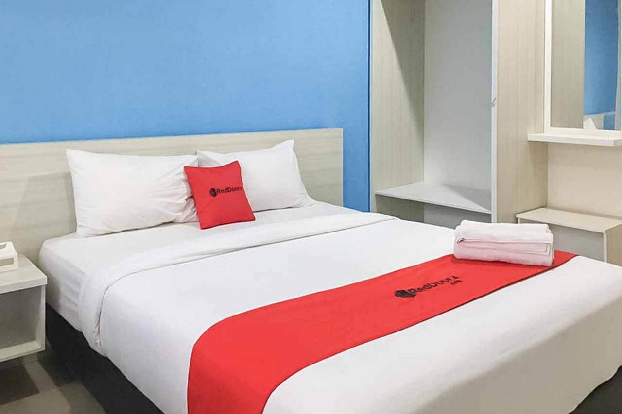 Reddoorz Plus At Panorama Villas Batu Batu  Eksteriør billede